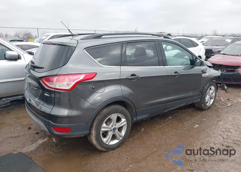2015 Ford Escape Se z USA, uszkodzony, nr VIN 1FMCU9GX4FUB27629